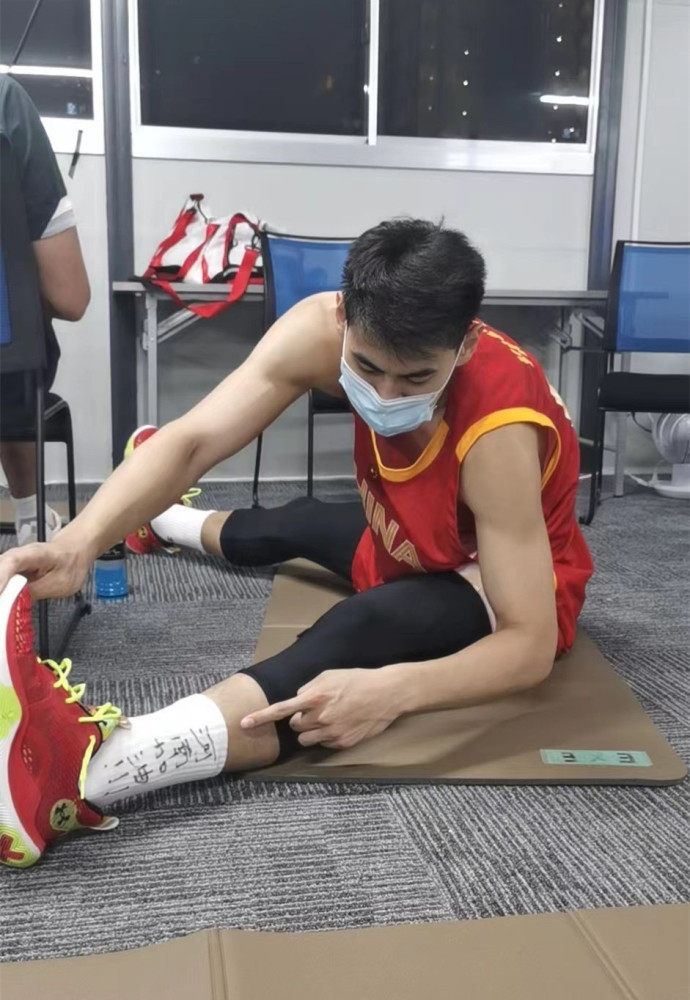 关于取得关键胜利，实现五连胜的士气正旺的信息
